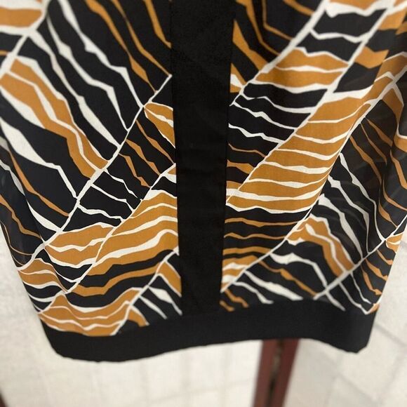 TRINA TURK SILK MINI DRESS SIZE 2‎ - Picture 7 of 7